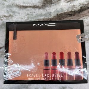 MAC cosmetics travelexclusive matte lipstick velvet teddy Russian red Diva whirl